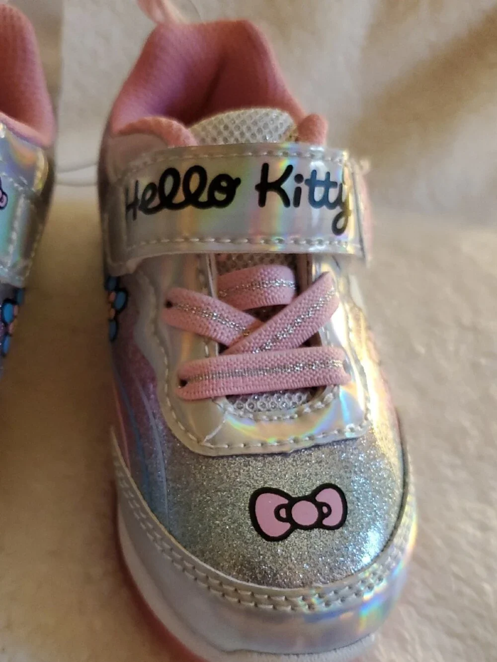 Hello Kitty add sparkle